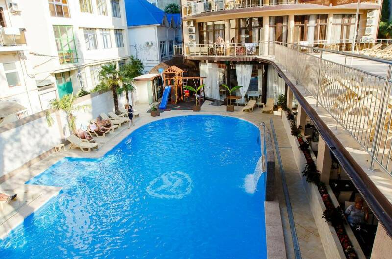 Отель «Кардинал»