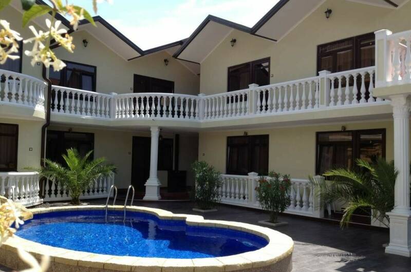 Отель «Амфора»