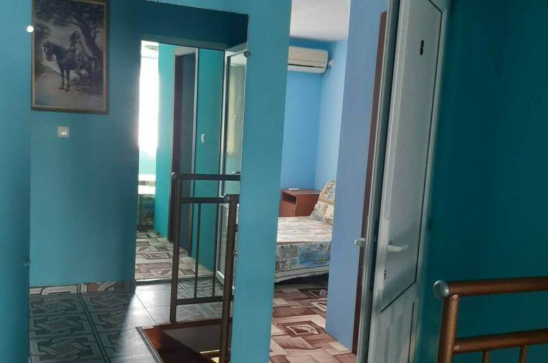 Эллинг «У моря»