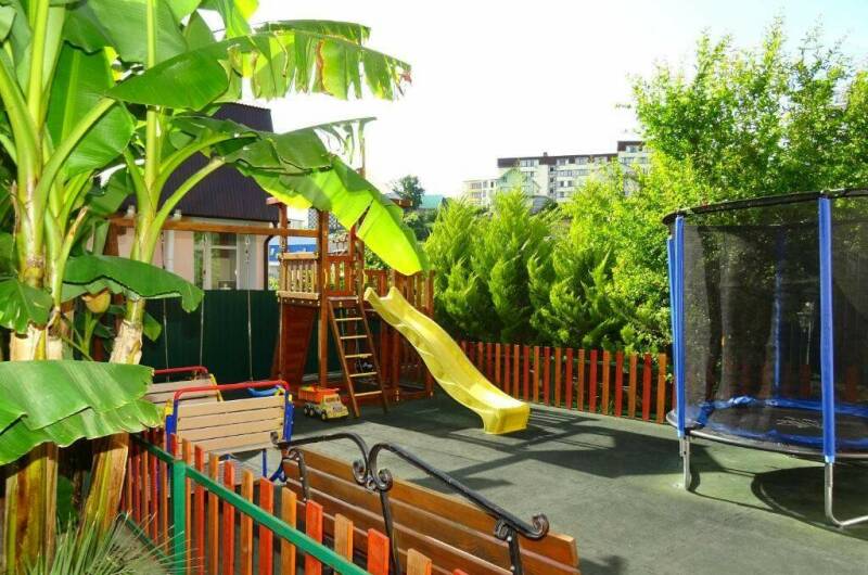 Отель-Гостевой дом «MoreLeto»