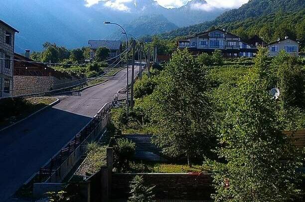 Двухэтажный коттедж на улице Ачишховская