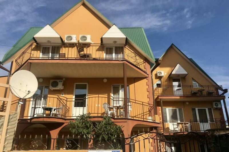 Гостевой дом «С Дельфинами» корп.1