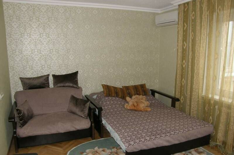 Двухкомнатная в «Высотке» на Партизанской