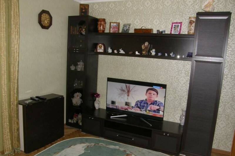 Двухкомнатная в «Высотке» на Партизанской