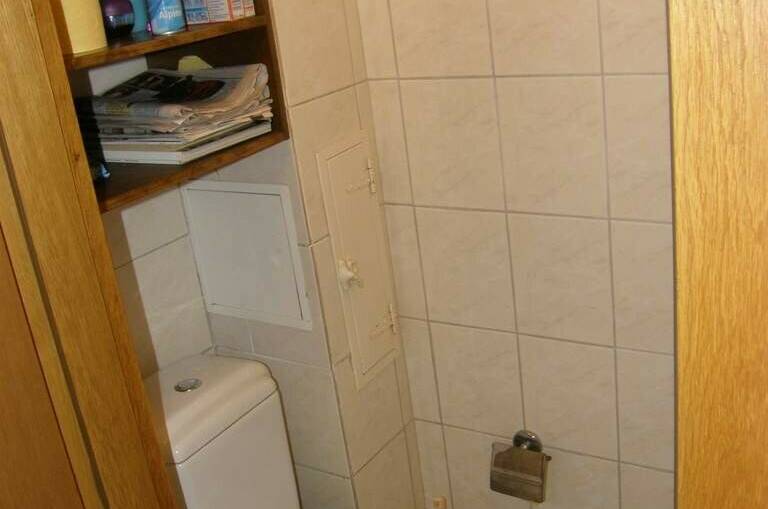 Двухкомнатная в «Высотке» на Партизанской