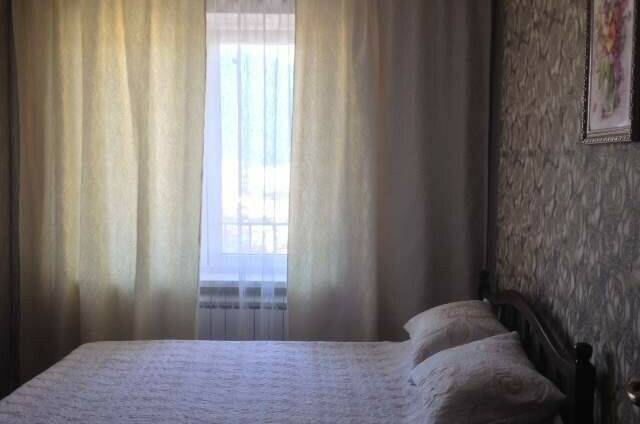 Двухкомнатная в «Высотке» на Партизанской