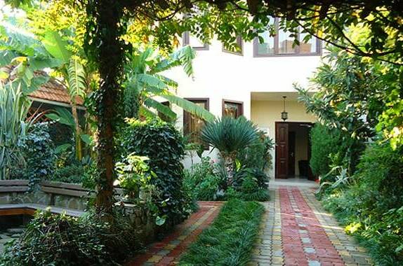 Мини-отель «Банановый рай»