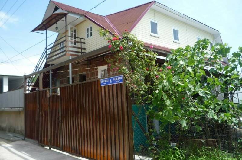 Частный дом «Леона»