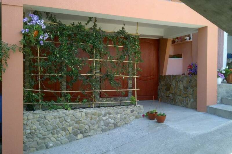 Частный дом «Леона»