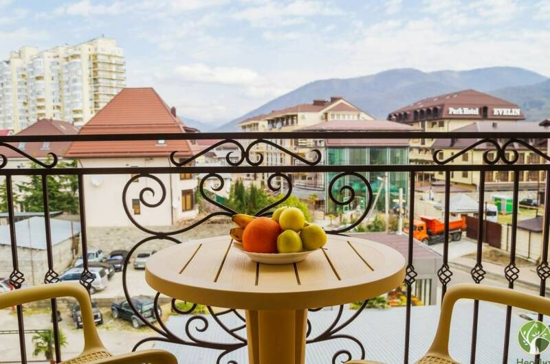 Отель «Лаура»