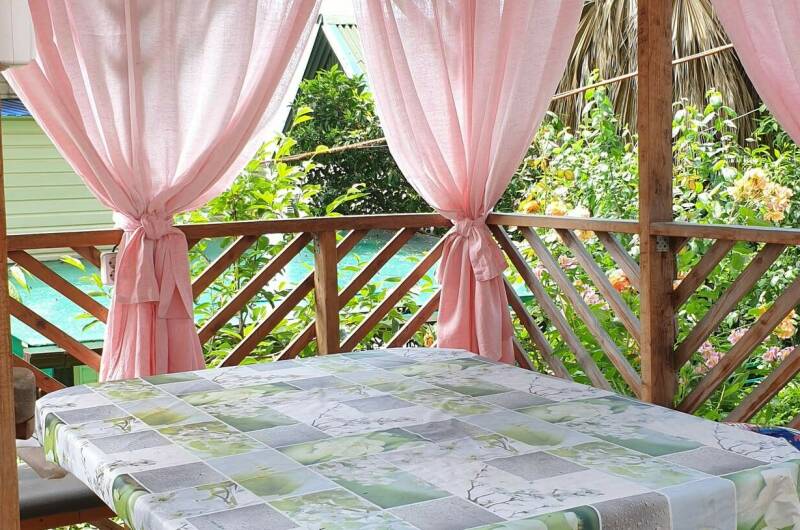 Гостевой дом «Райский уголок»