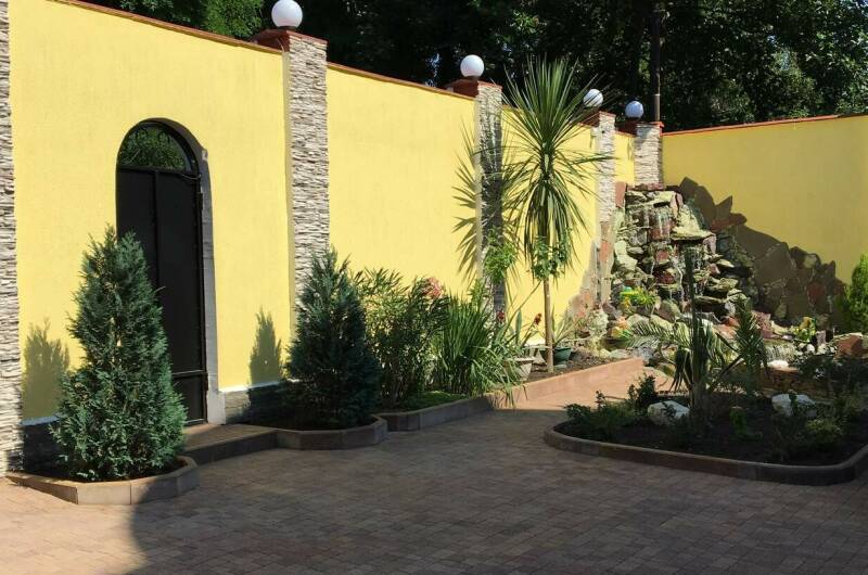 Гостиница «Рената»