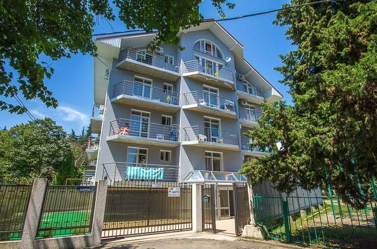 Частный дом «Кипарисовая Аллея»