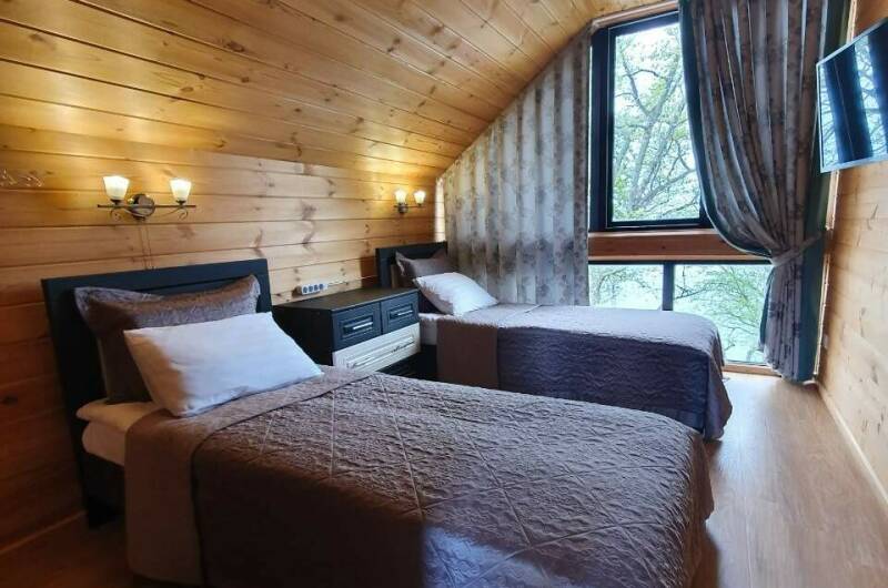 ЭкоДомик у моря с бассейном