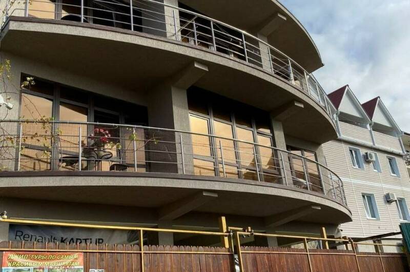 Гостевой дом «PovezLoo»