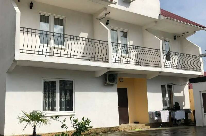 Гостевой дом «MolodezhnyyHouse»