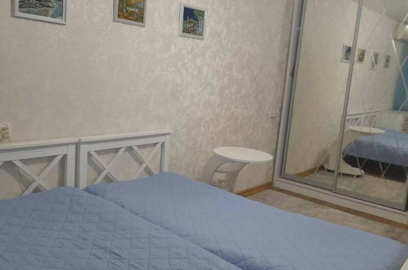 Двухкомнатная квартира на Победы