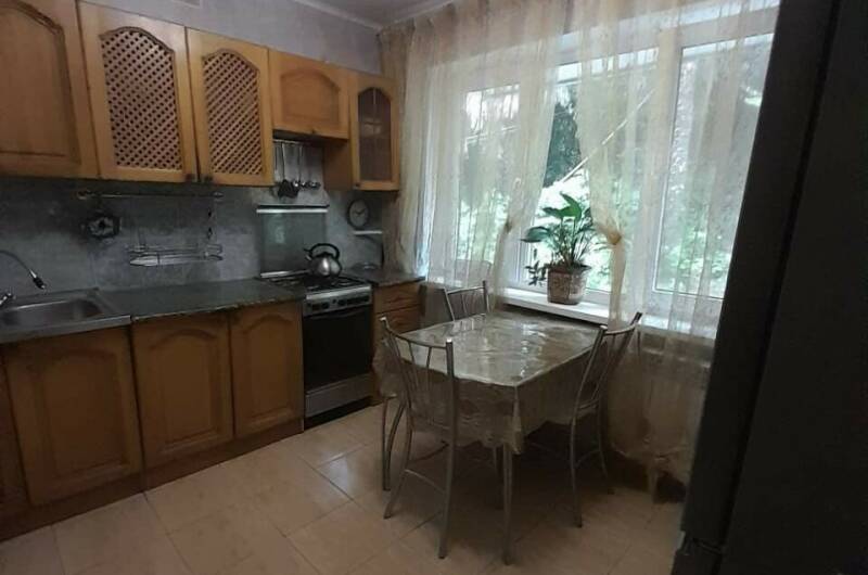 Двухкомнатная квартира на Победы