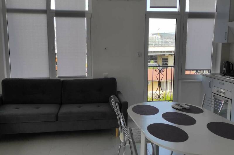 Квартира на Лескова