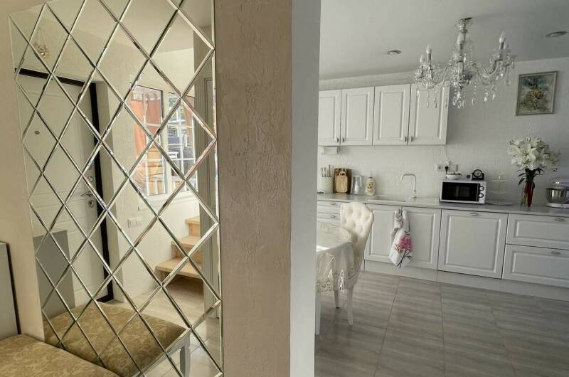 Дом на берегу моря