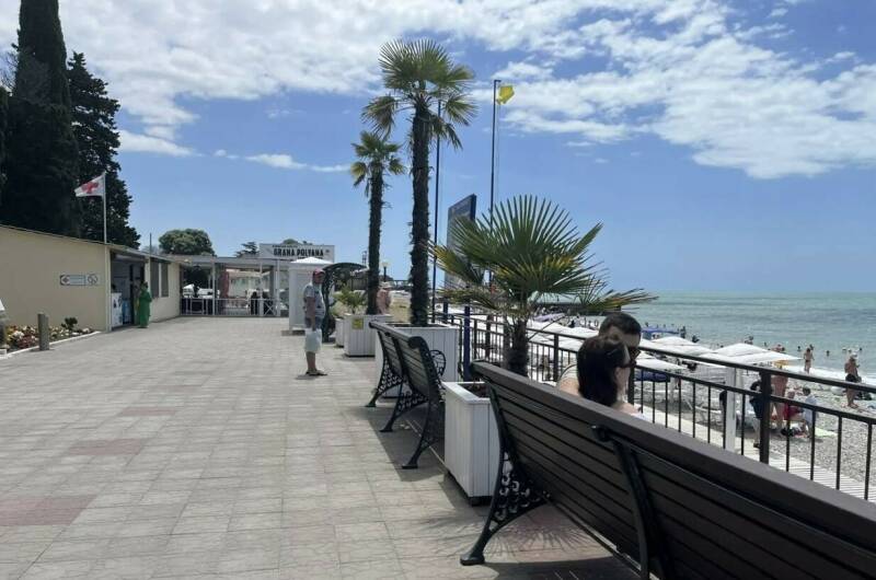 Комплекс коттеджей «Лесной рассвет у моря»