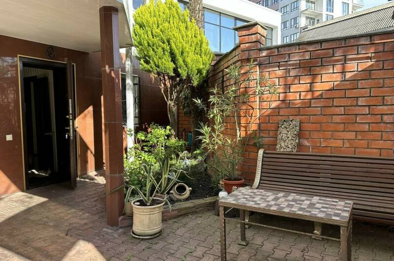 Комплекс коттеджей в центре города