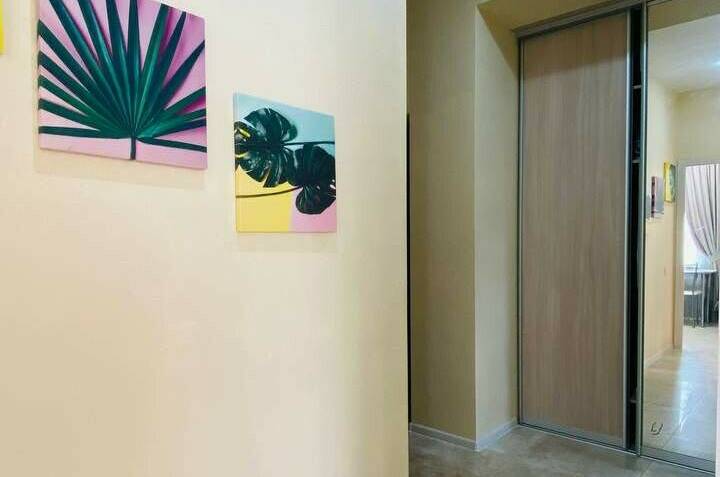 Однокомнатная квартира на Калараша 64