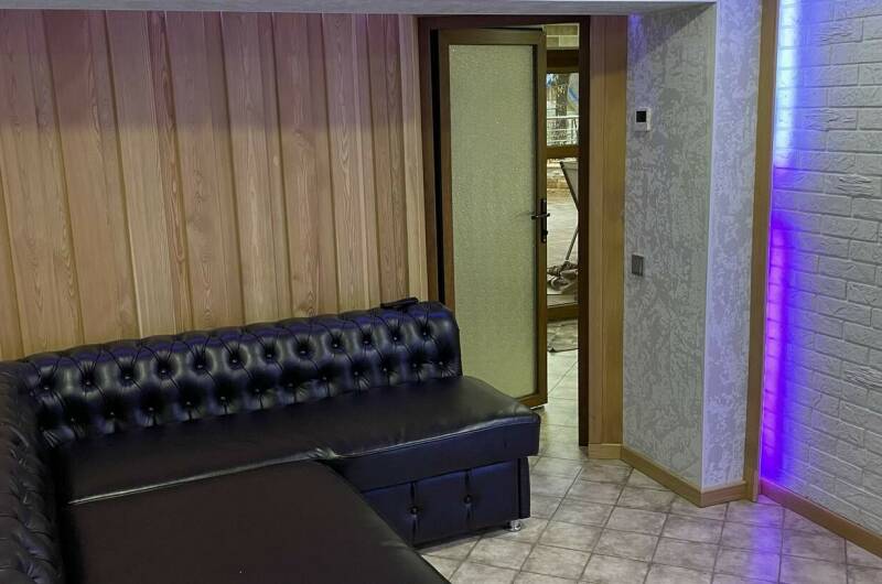 Квартира под ключ в частном доме с отдельным вход