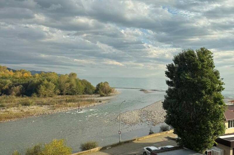 Роскошная студия с видом на море